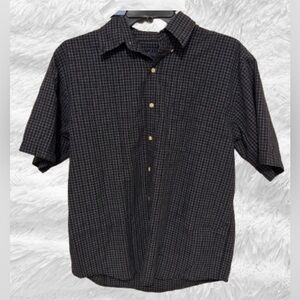 Men’s Basic Editions short sleeve button shirt, blue & black checkered, size L